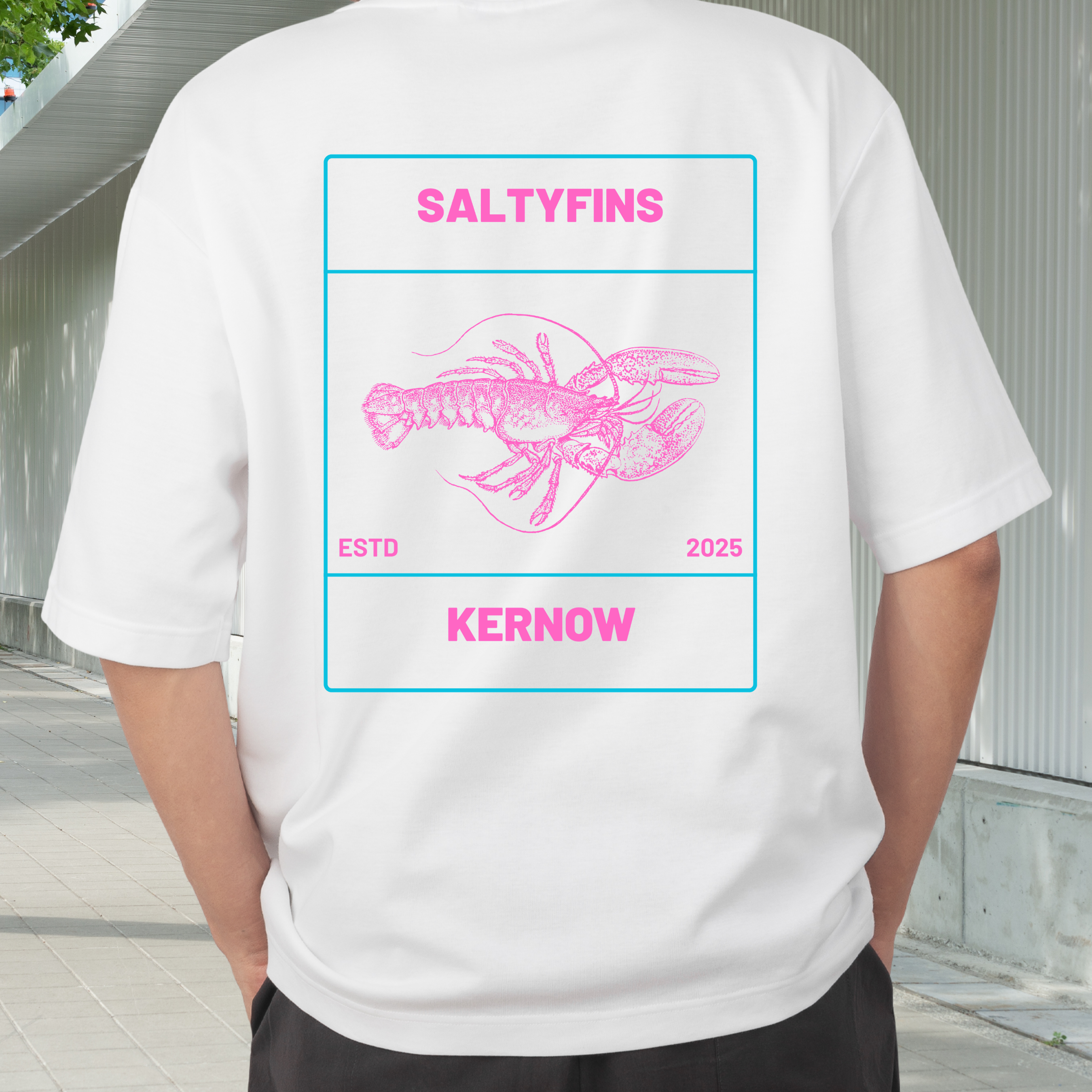 Salty’s Lobbo Fins Tee